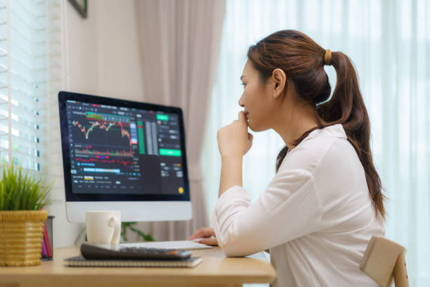 forex is one of the Ways For Females To Make Money Online